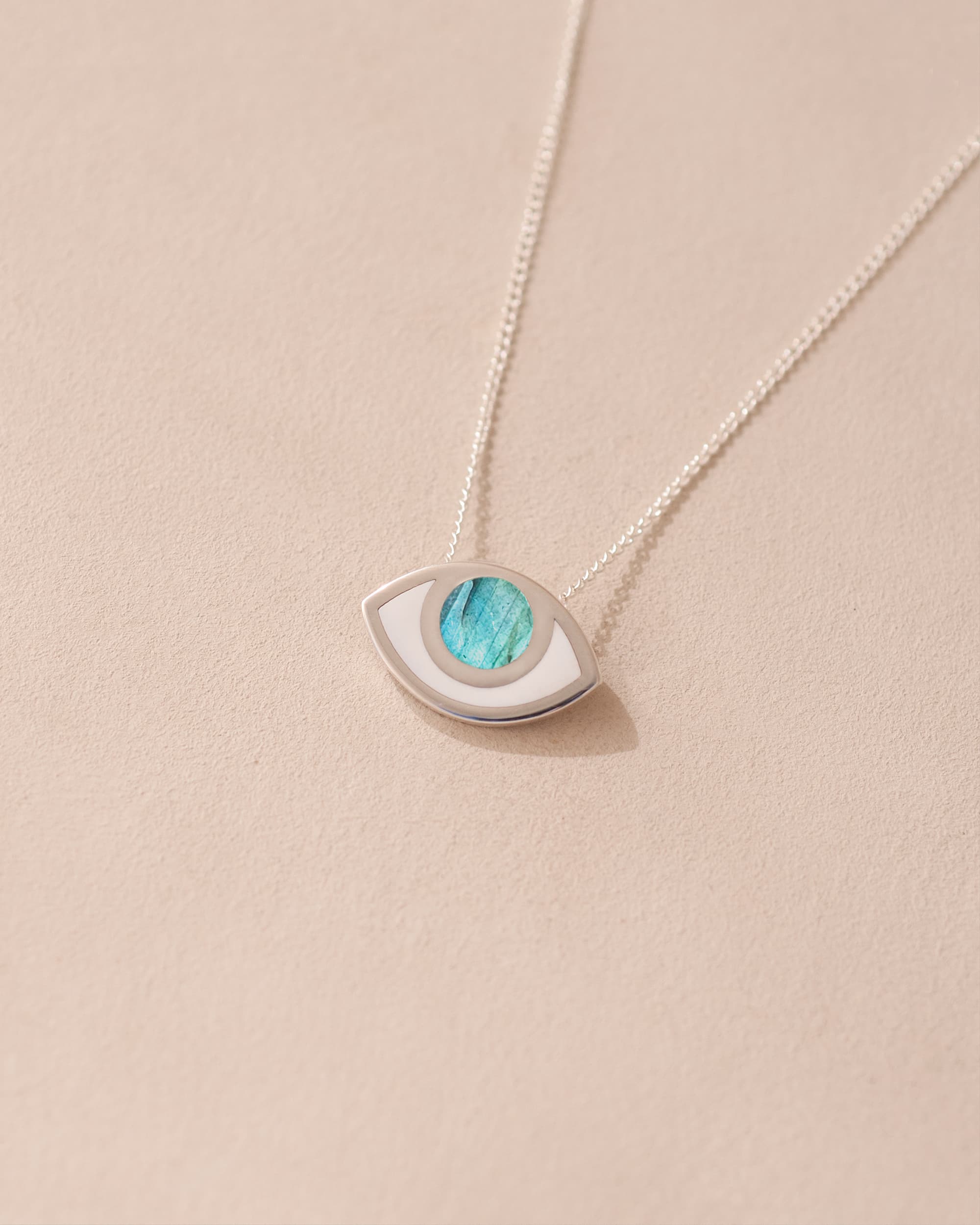 Third Eye pendant - Labradorite - Silver