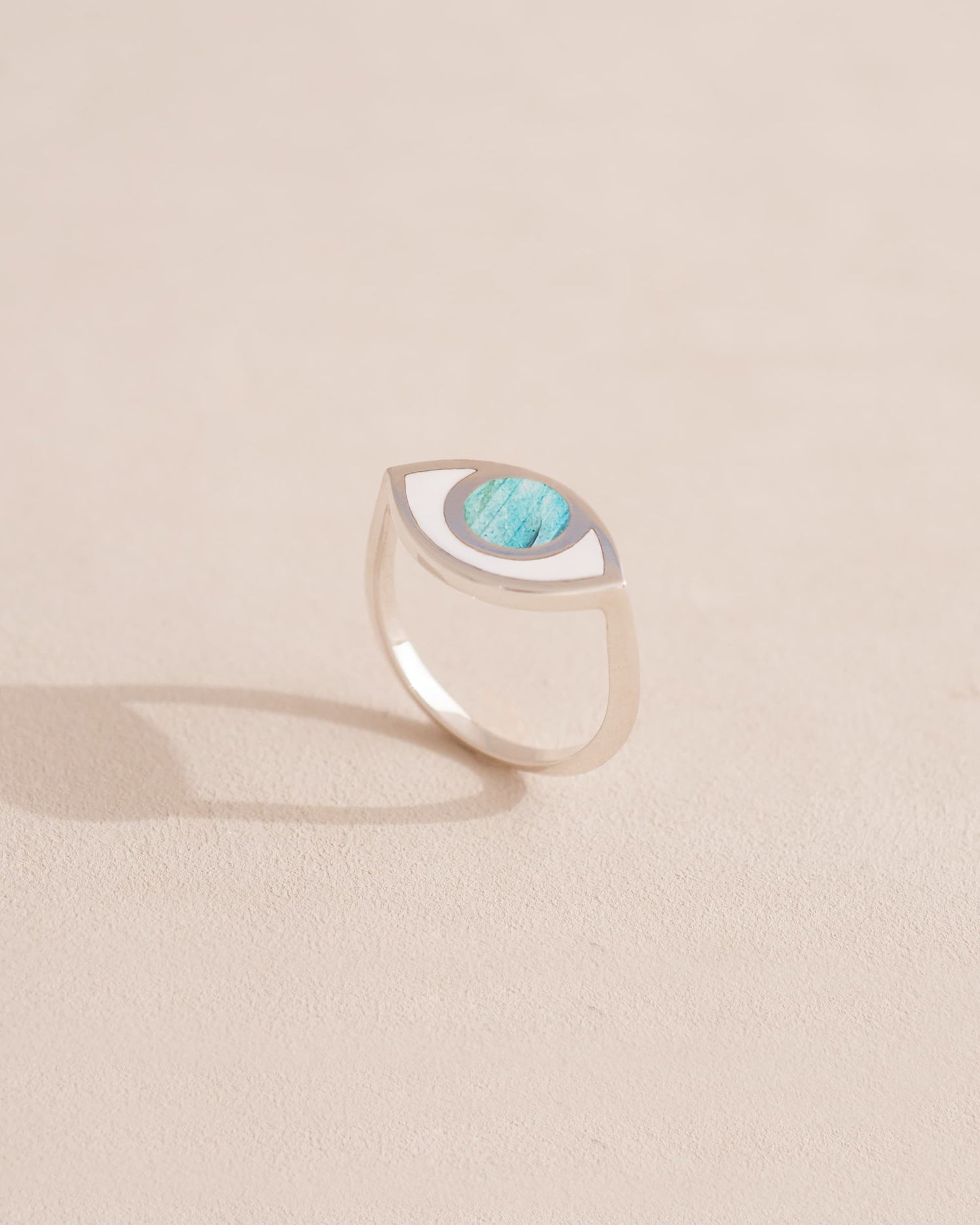 Anillo Third Eye - Porcelana - Oro amarillo de 14 quilates