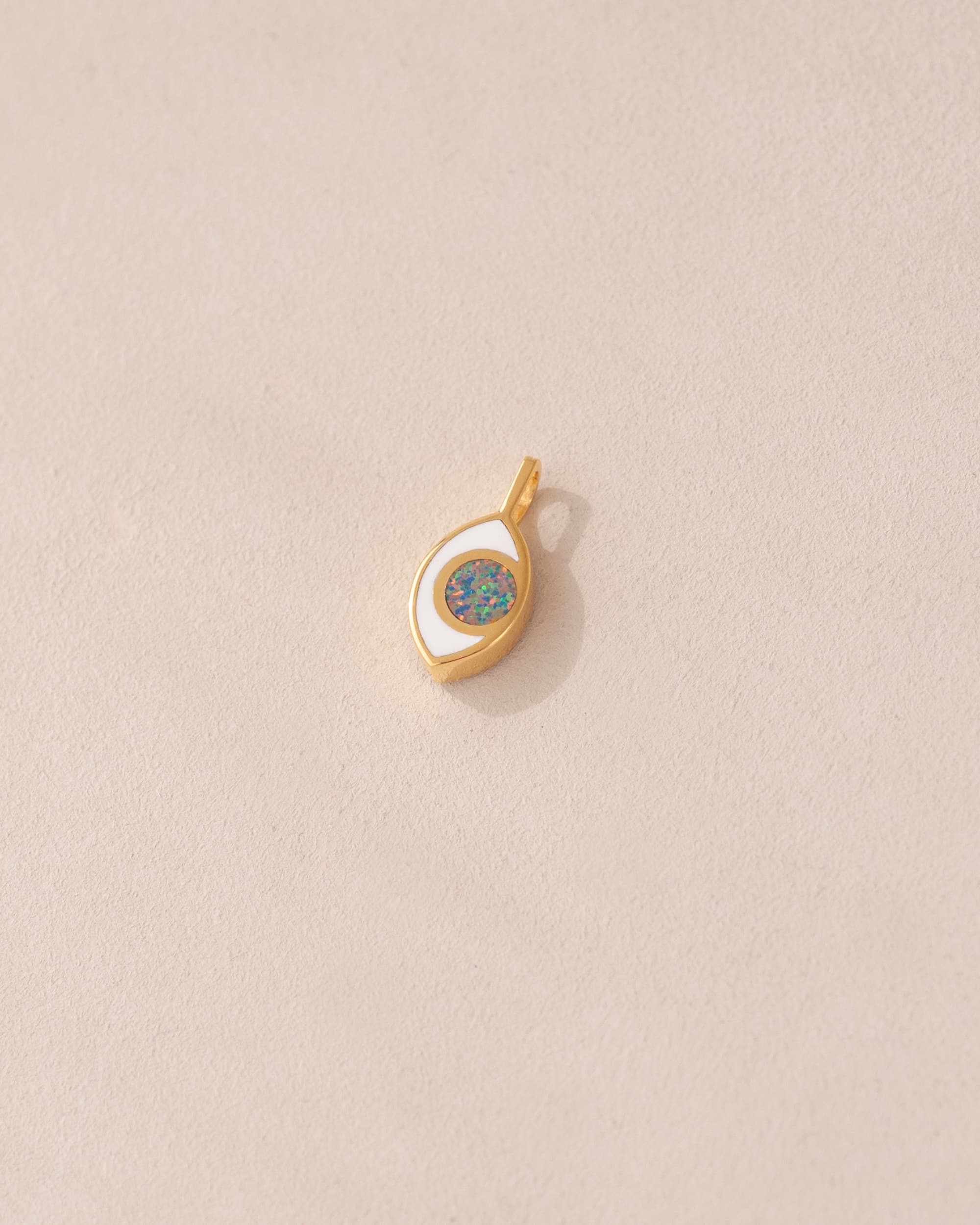 Third Eye charm - Starry Opal - Vermeil