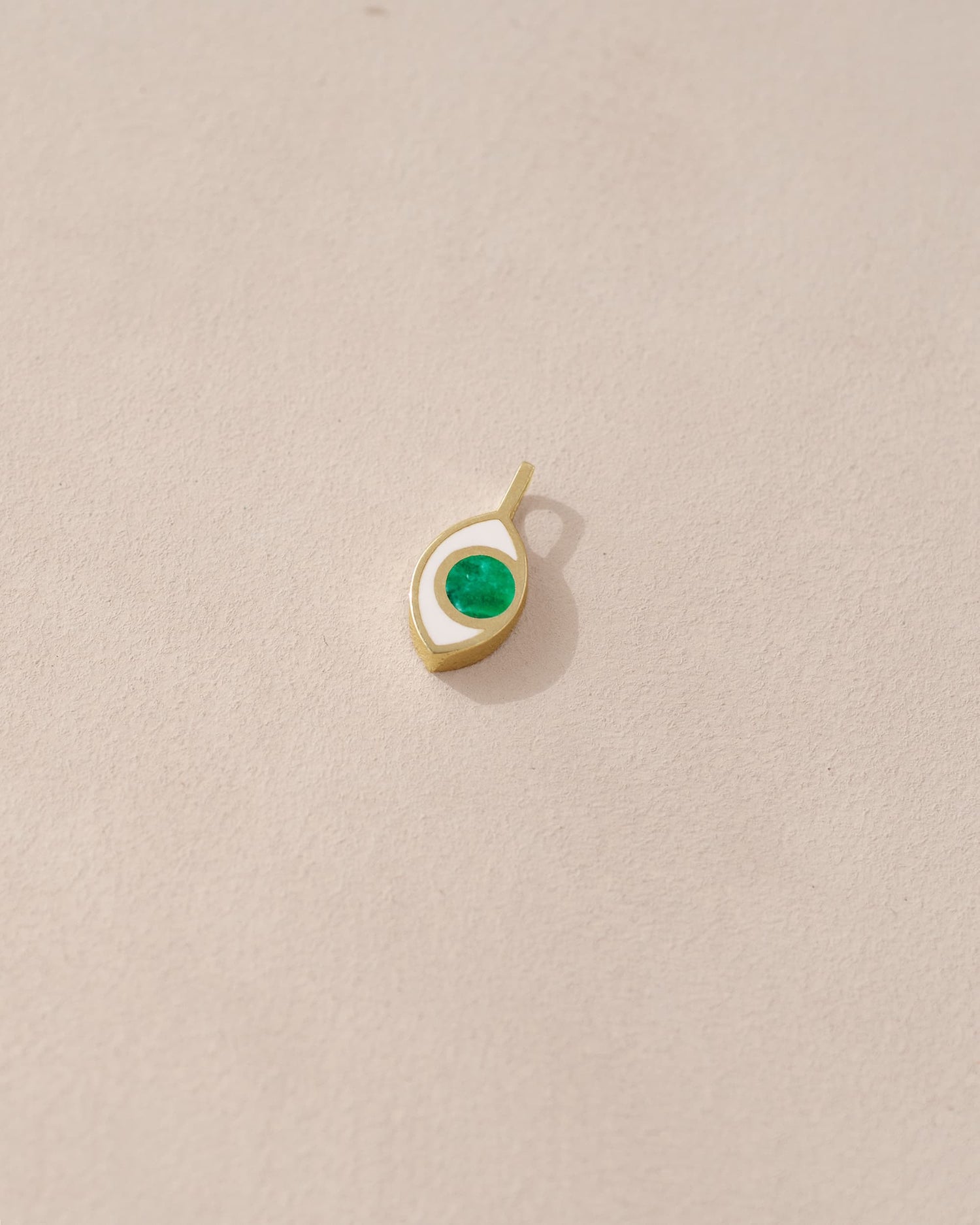 Dije de tercer ojo - Cornalina - Oro amarillo de 14 quilates